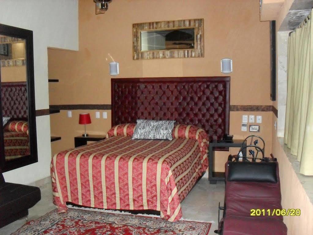 Villas Y Suites Paraiso Del Sur Cuernavaca Eksteriør billede
